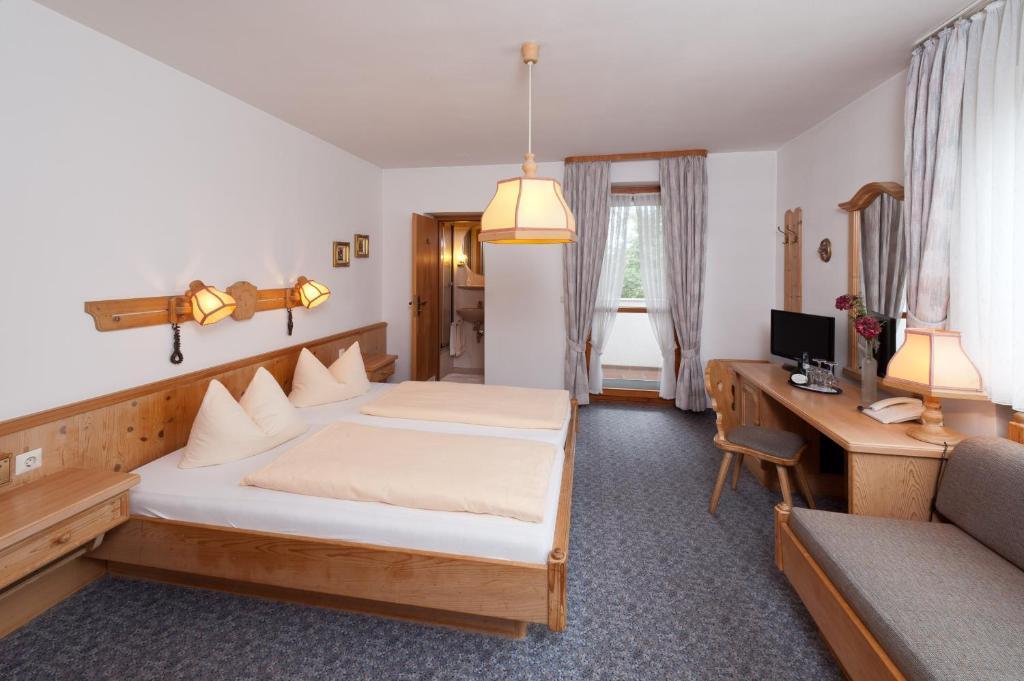 Sindersdorfer Hof Hotel Hilpoltstein Room photo